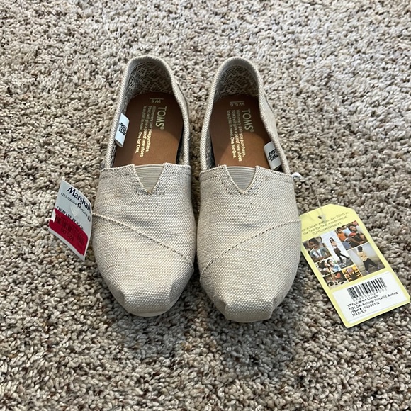 Toms Never Worn! - size 5.5 - Picture 1 of 4